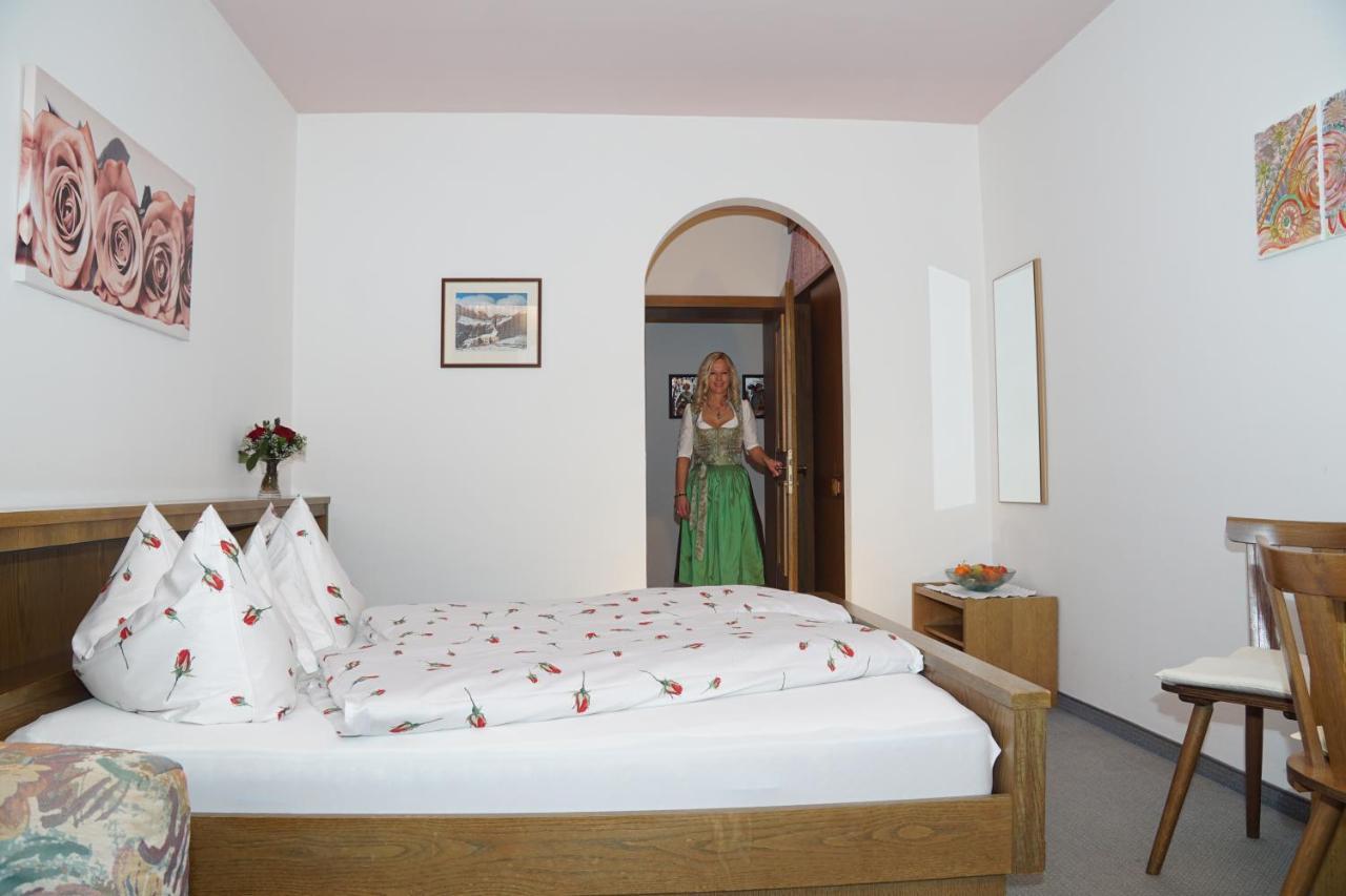 Pension Brunhild San Leonardo in Passiria Exterior photo